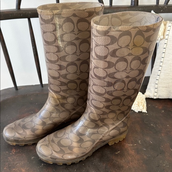 Coach Brown Logo-Print PVC Rain Boots - Picture 6 of 6